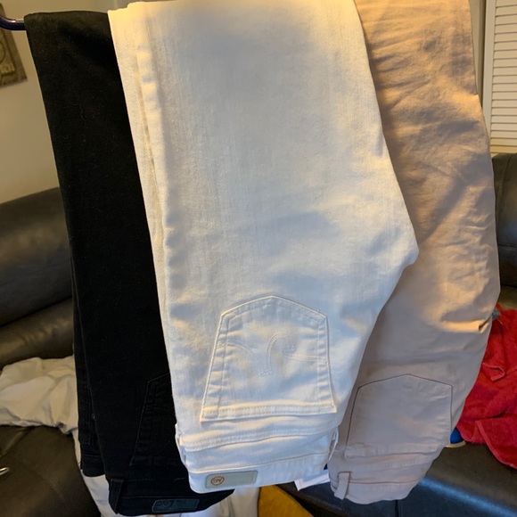 Woman jeans and pants - Picture 4 of 6